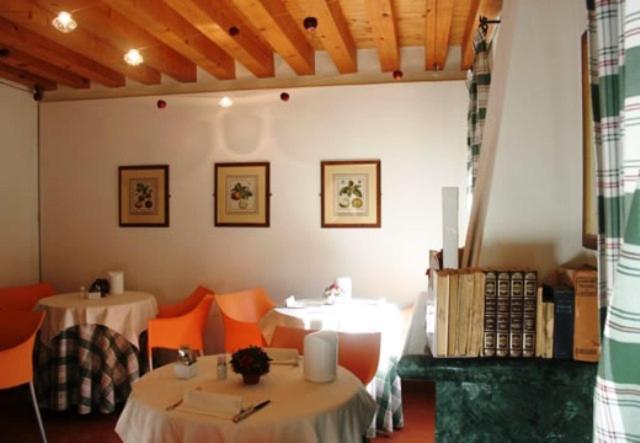 Dolcemela Hotel Ferrara Bagian luar foto