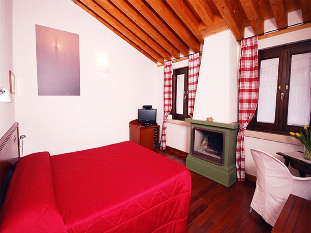 Dolcemela Hotel Ferrara Ruang foto