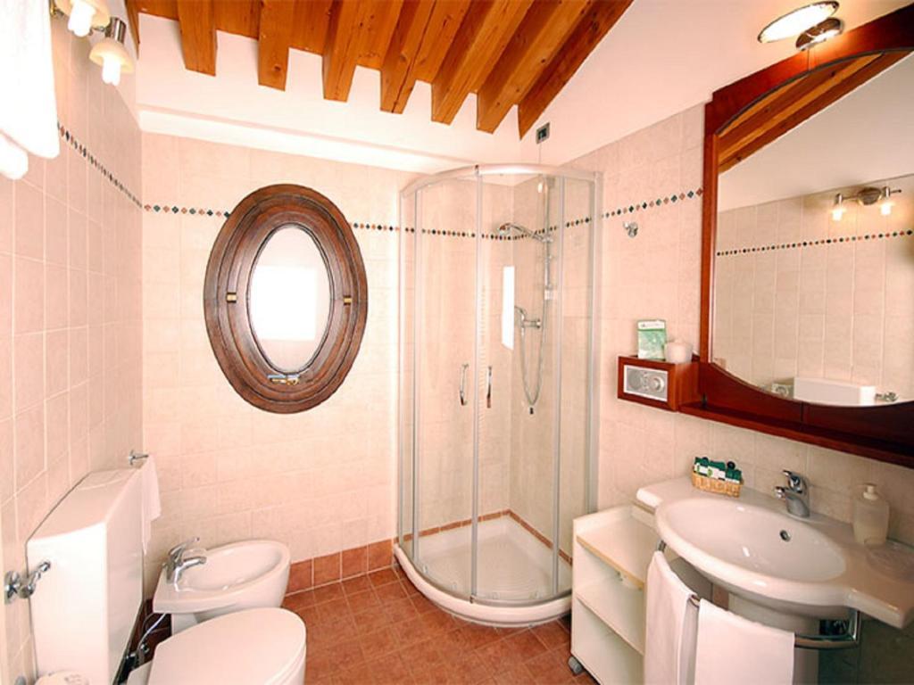 Dolcemela Hotel Ferrara Ruang foto